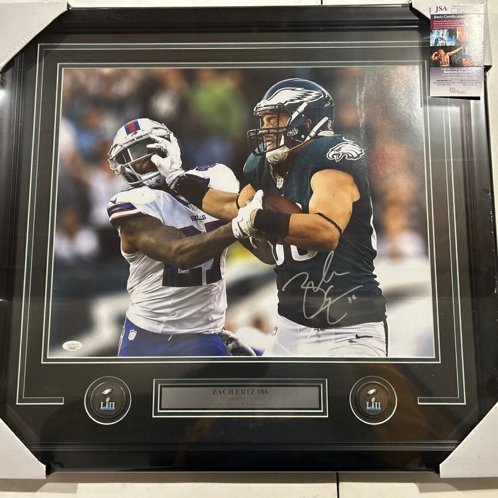 Zach Ertz autograph signed Philadelphia Eagles 16x20 photo Framed JSA